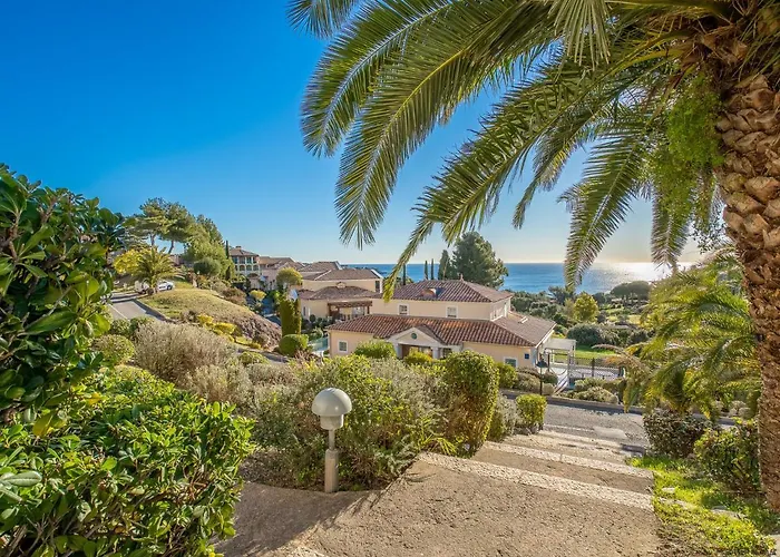 Apartmán Les Bastides - I3 049 By Interhome Saint-Raphaël