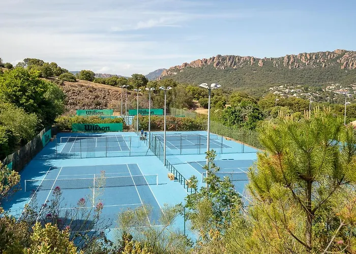 Apartman Les Bastides - I3 049 By Interhome Saint-Raphaël