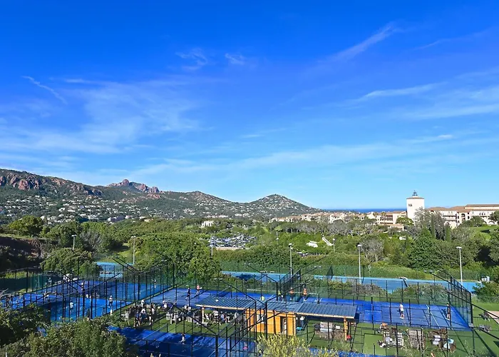 Apartmán Les Bastides - I3 049 By Interhome Saint-Raphaël