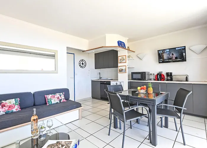 Les Bastides - I3 049 By Interhome Apartman